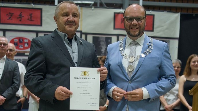 Landesehrennadel an Wolfgang Bundschuh verliehen